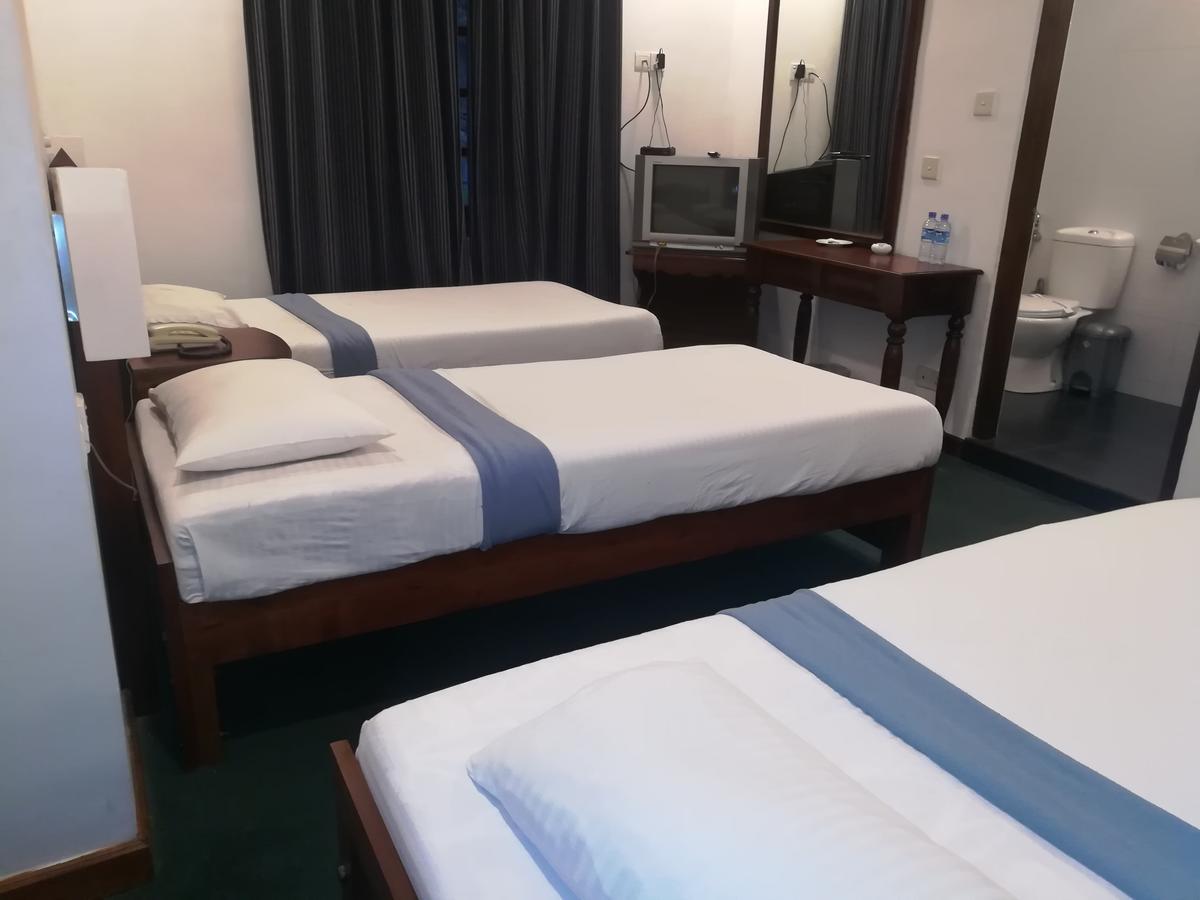 Hotel Silver Falls - Нувара-Елія Екстер'єр фото