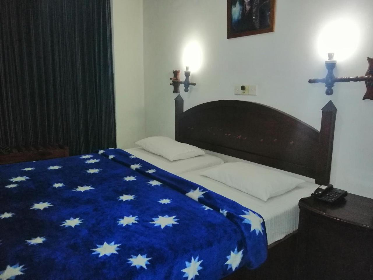 Hotel Silver Falls - Нувара-Елія Номер фото